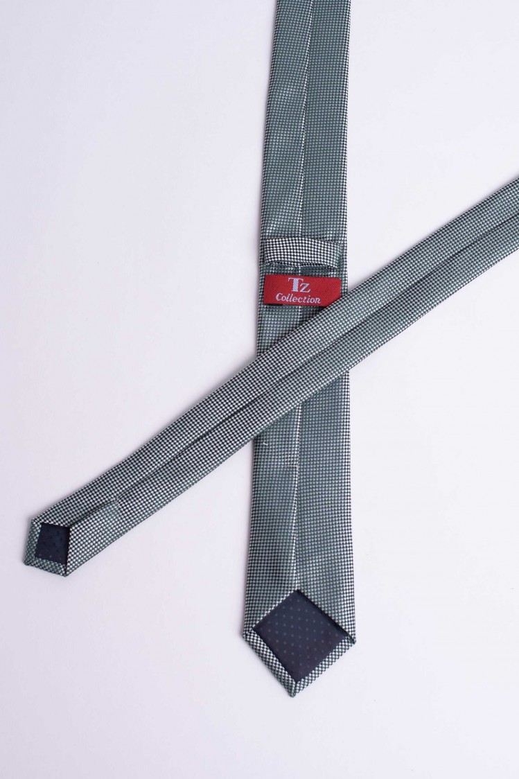 Corbata seda pala estrecha