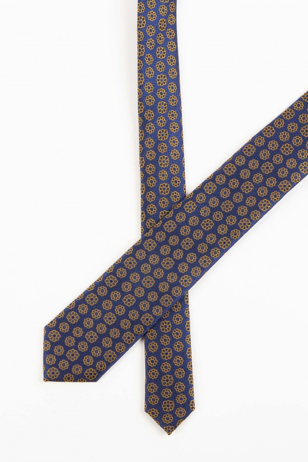 Corbata seda pala estrecha