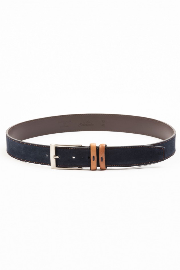 Cinturón de serraje con pasadores...