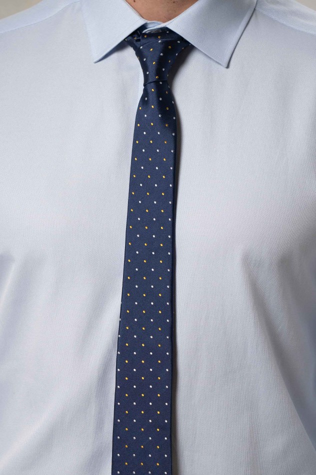 Camisa de vestir entallada falso liso