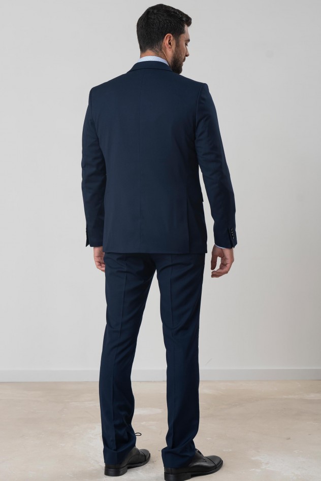 Traje elástico liso Regular Fit