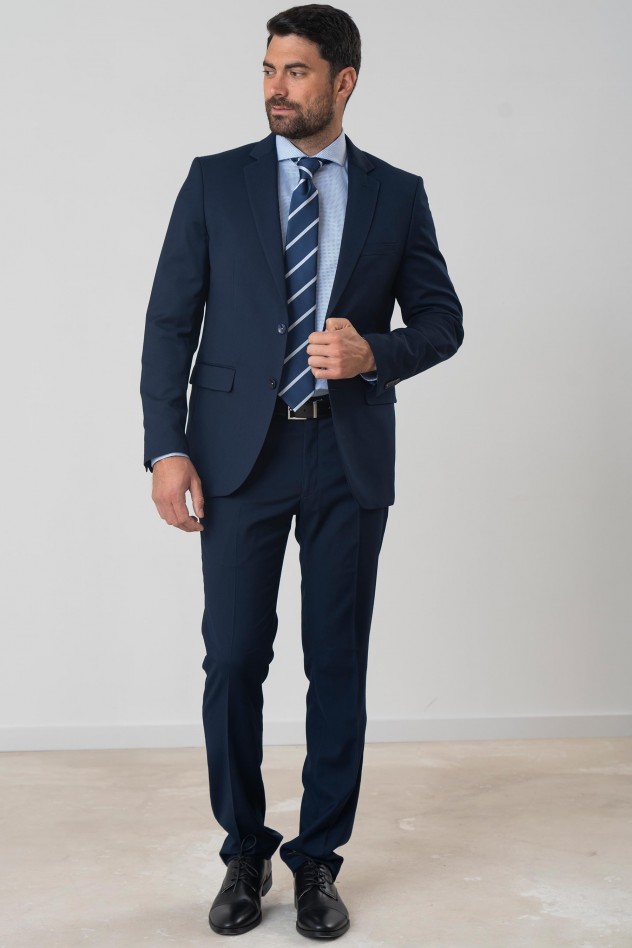 Traje elástico liso Regular Fit
