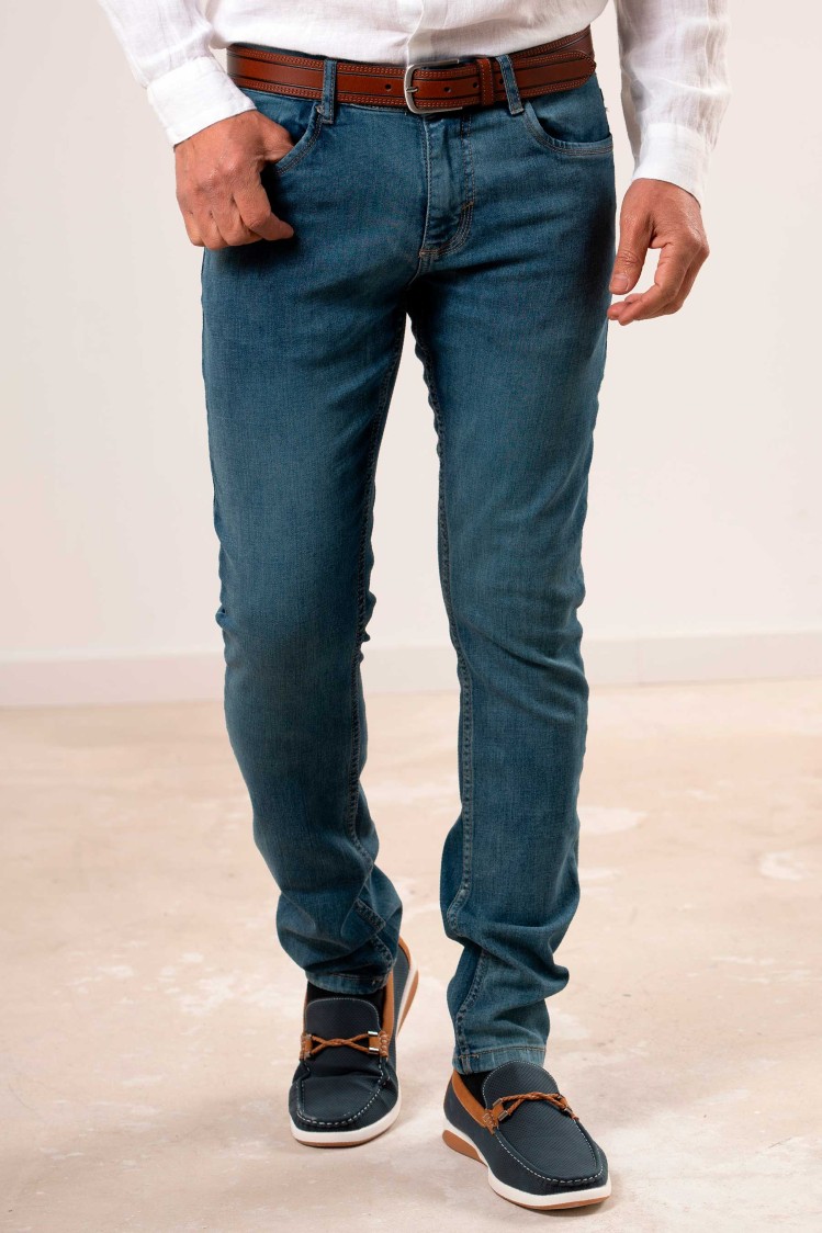 Pantalón tejano elástico Slim Fit