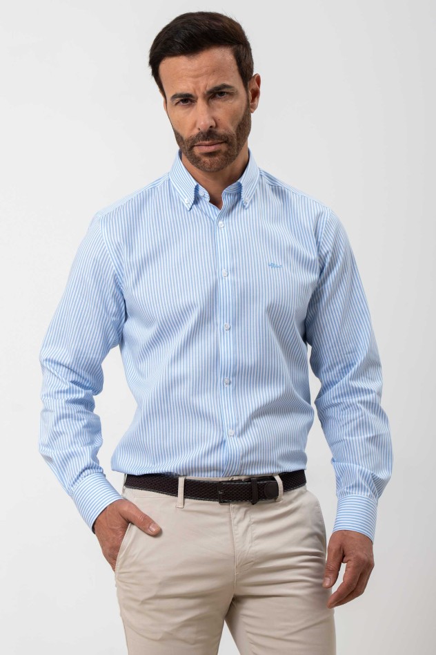 Camisa semientallada listas verticales