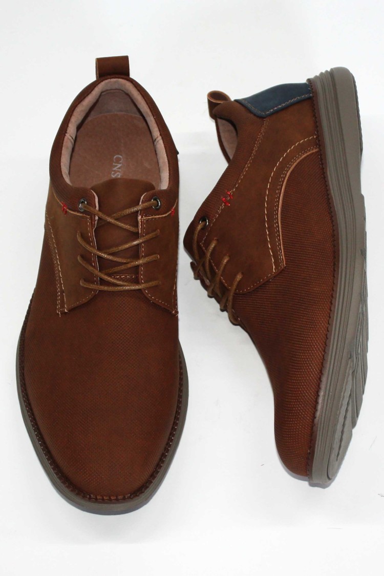 Calzado sport micro perforado