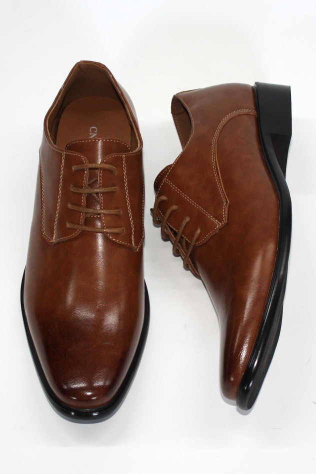 Zapato de vestir liso