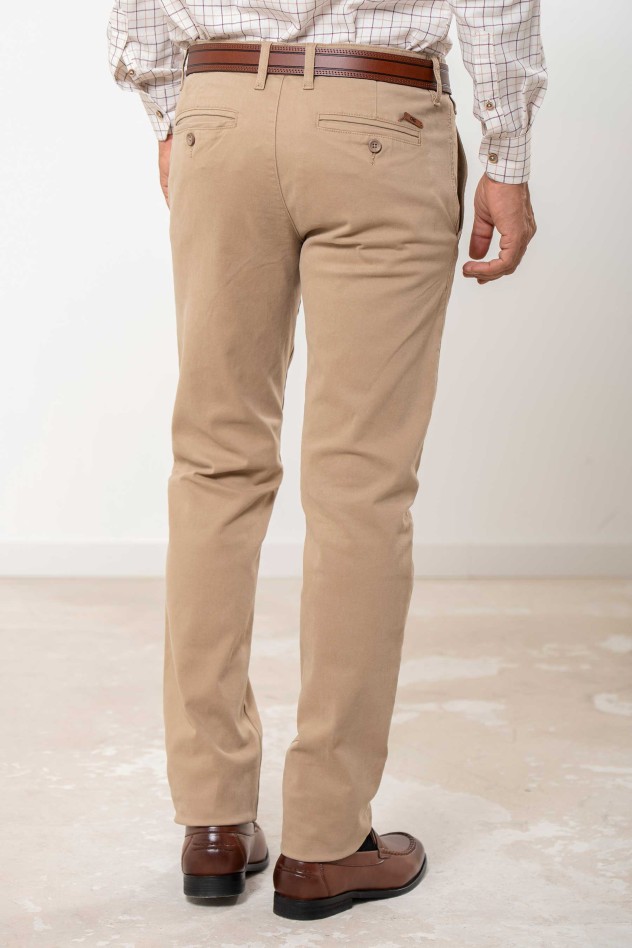 Pantalón chino elástico Slim Fit