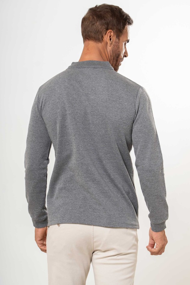 Polo liso con bolsillo