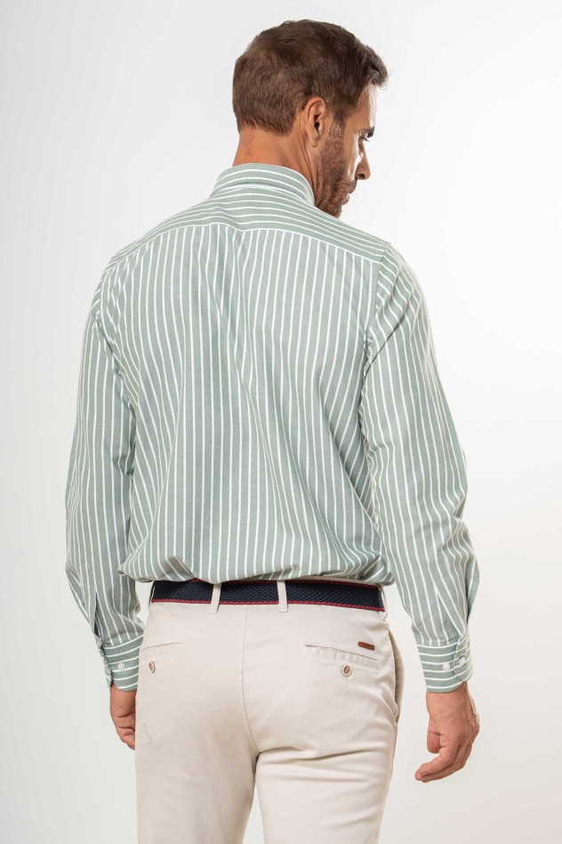 Camisa semientallada listas verticales