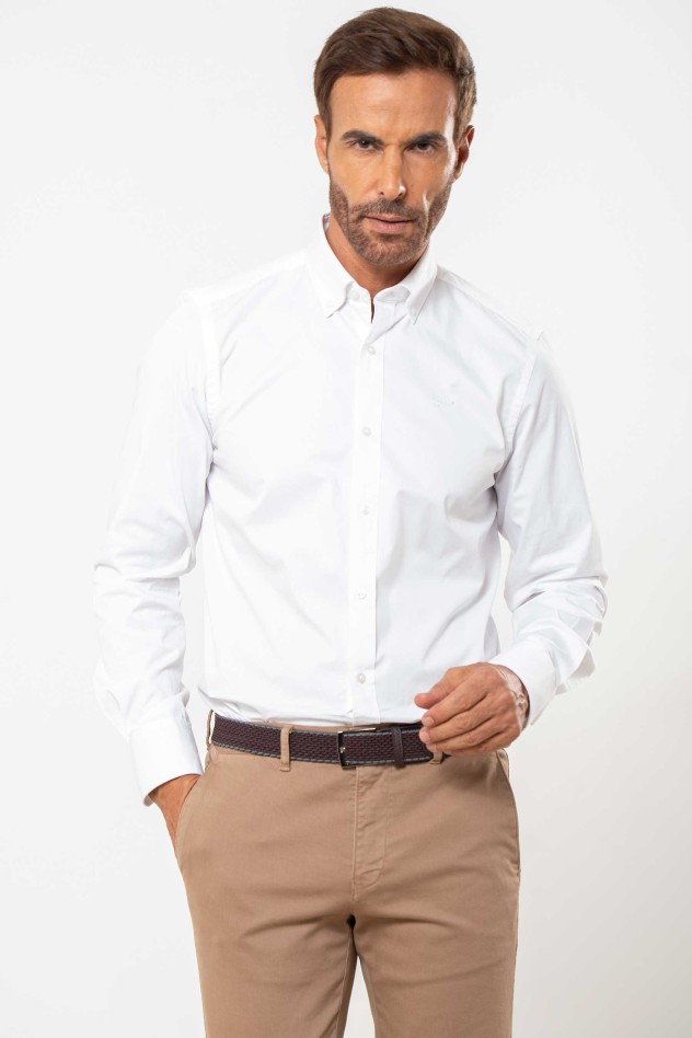 Camisa semientallada lisa algodón