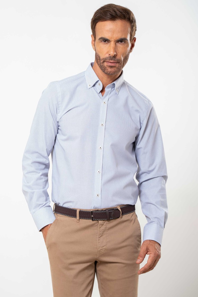 Camisa semientallada estampado cuadrado pequeño