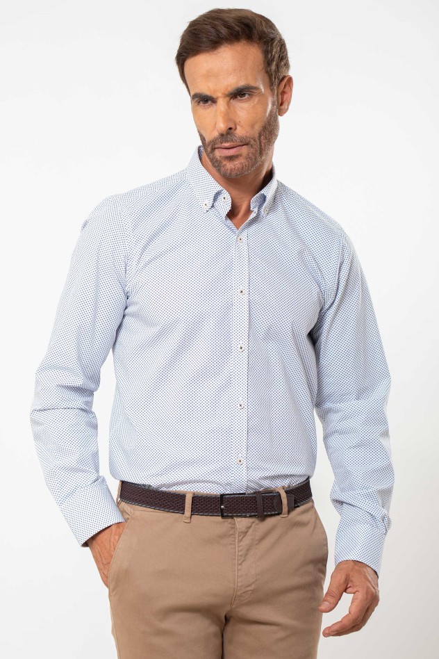 Camisa semientallada estampado cuadro...