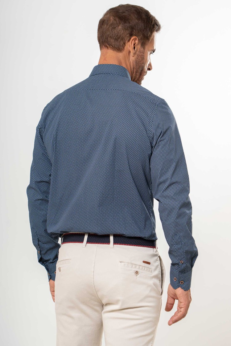 Camisa semientallada estampado círculos