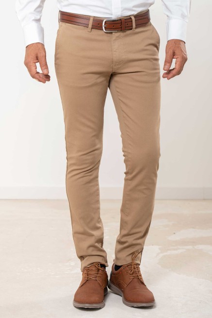 Pantalón chino elástico...