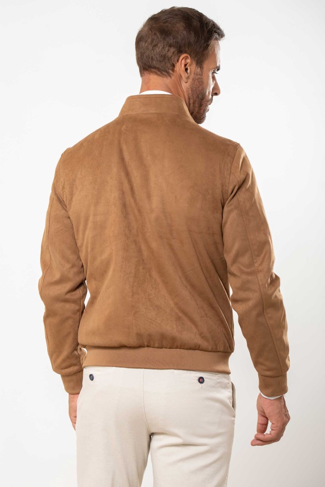 Cazadora de antelina acolchado ligero