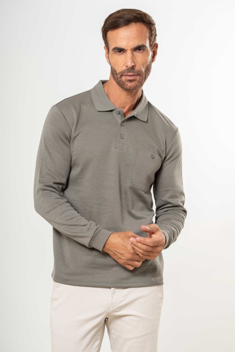 Polo liso con bolsillo