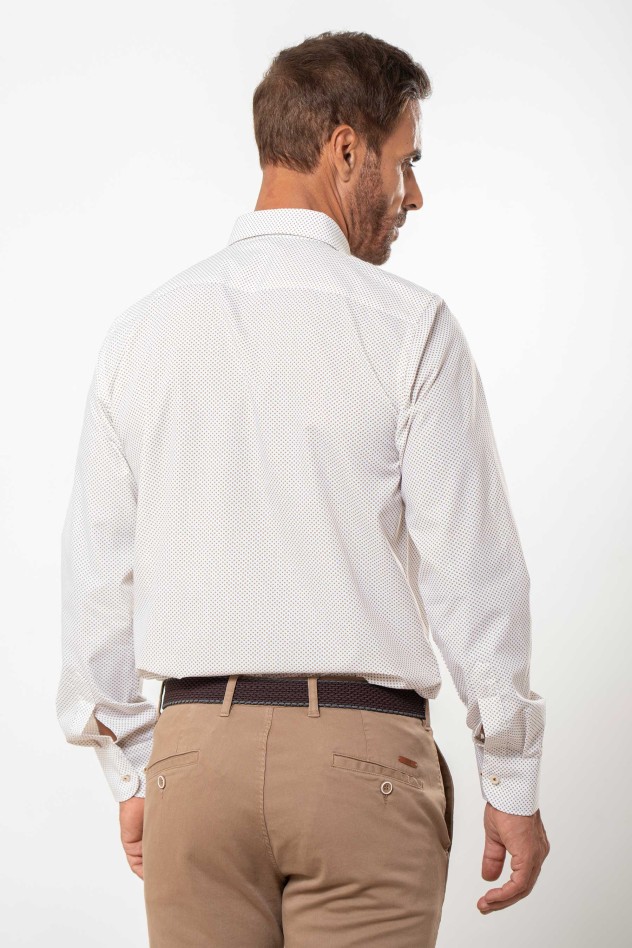 Camisa semientallada estampado cuadro...