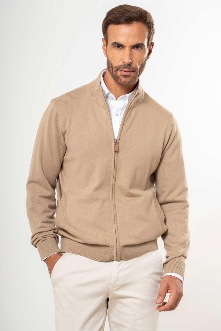 Cárdigan punto fino bolsillos laterales