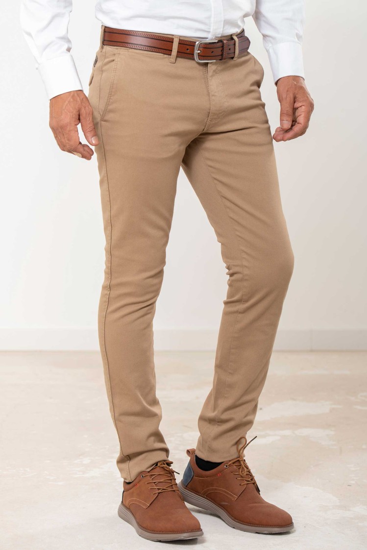 Pantalón chino elástico microestructura entallado