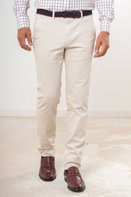 Pantalón chino elástico...