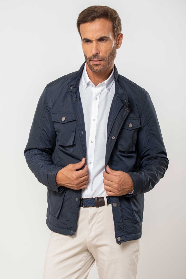 Parka técnica acolchada multi bolsillos