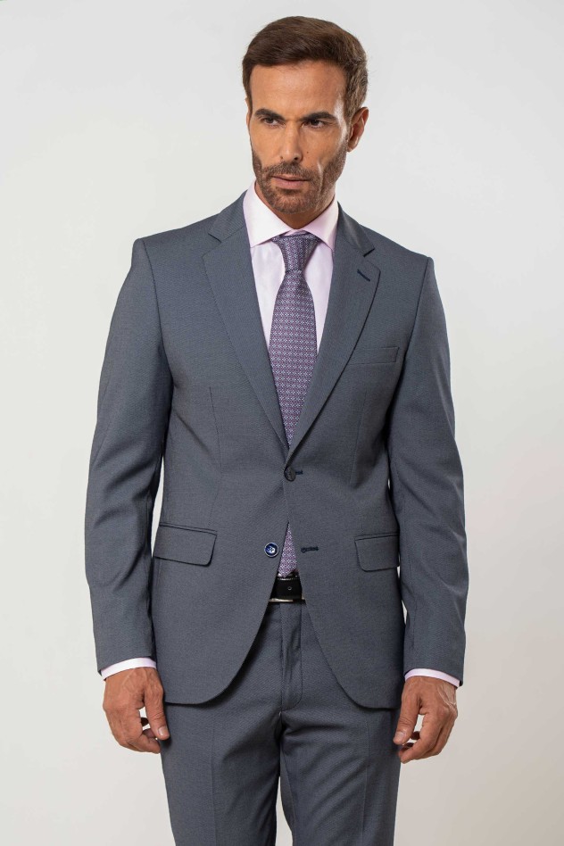 Traje elástico minipuntillé Regular Fit