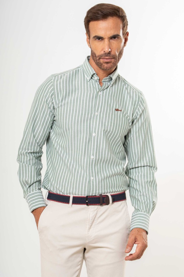 Camisa semientallada listas verticales