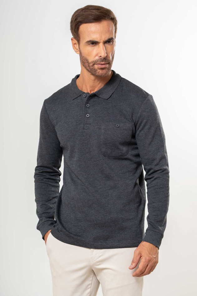 Polo liso con bolsillo
