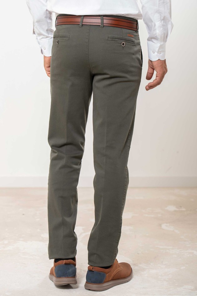 Pantalón chino elástico algodón...